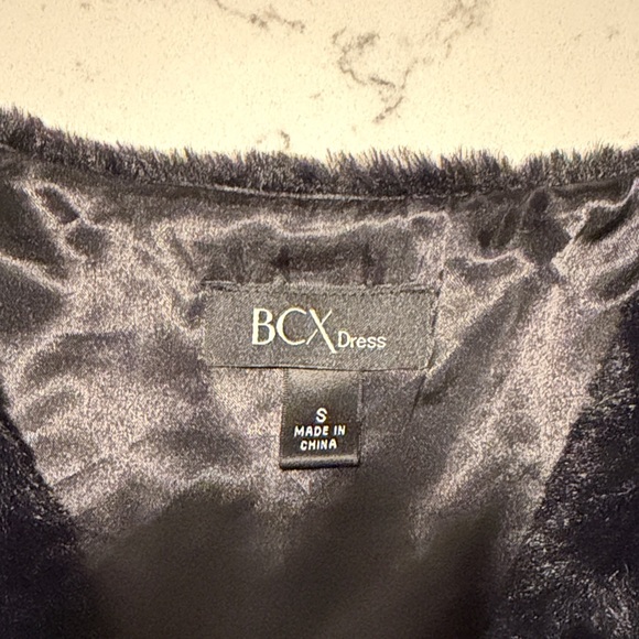 BCX Women's Black Faux Fur Bolero - Picture 2 of 5
